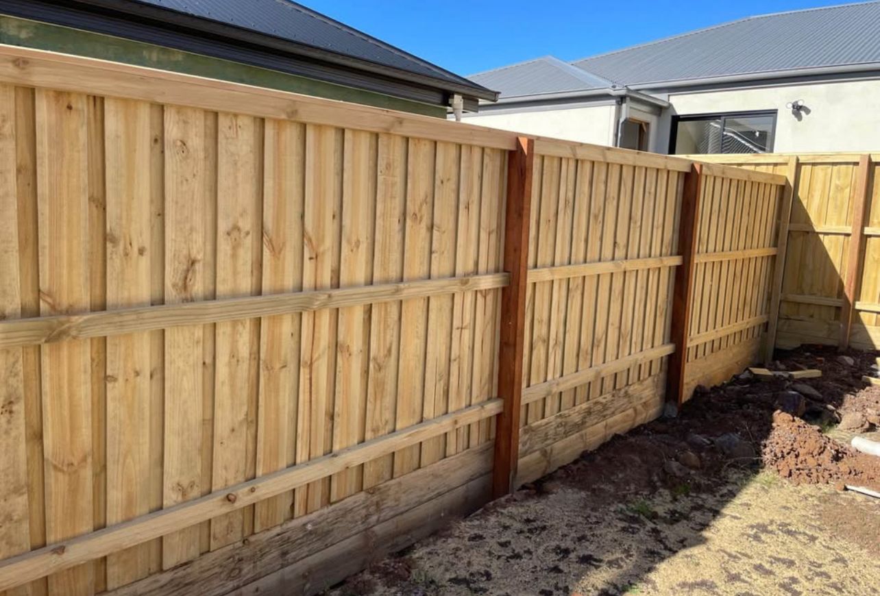 Capped and plinthed timber paling fence, Epping